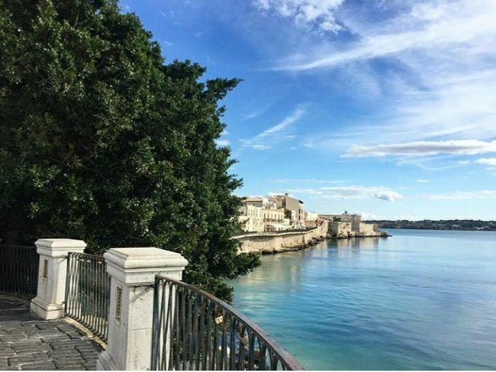Amuni' Sicily Guest House Сиракуза Екстериор снимка