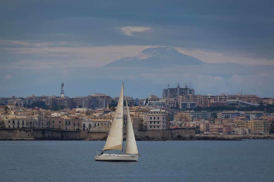 Amuni' Sicily Guest House Сиракуза Екстериор снимка