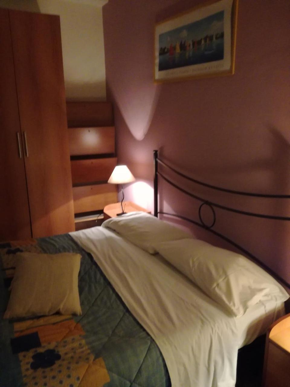 Amuni' Sicily Guest House Сиракуза Екстериор снимка